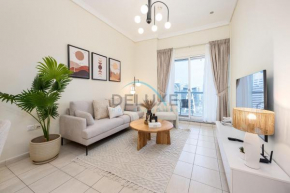 Bright 1BR with Lake Views, Jumeirah Lake Towers by Deluxe Holidya Homes